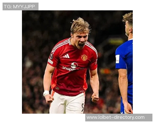 国王杯大战：那不勒斯狂胜曼联六球引发全场震撼解析